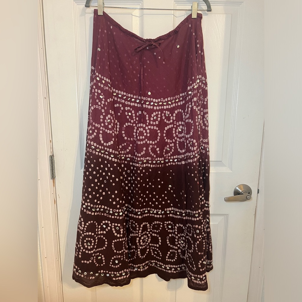 Boho maxi skirt with adjustable tie